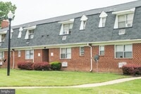 Building Photo - 704 Nottingham Rd
