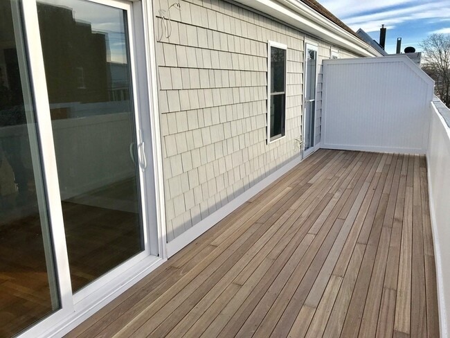 Building Photo - 822 Nantasket Ave
