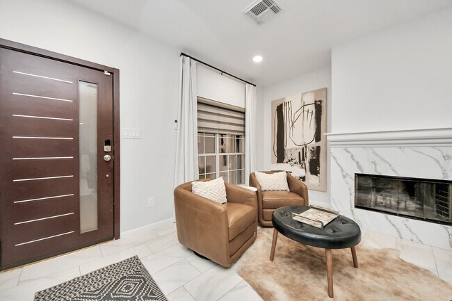 Building Photo - 2730 Empire Oaks Lane