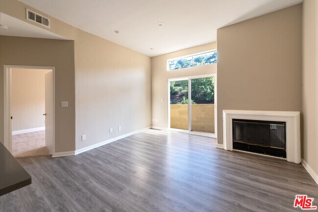 Building Photo - 6140 Monterey Rd