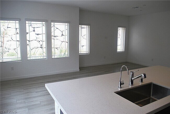 Building Photo - 893 Carlton Ter Ln