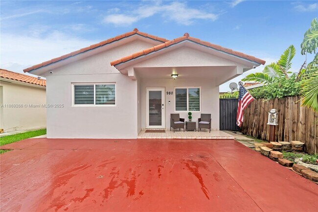 Primary Photo - 980 W 43rd Pl