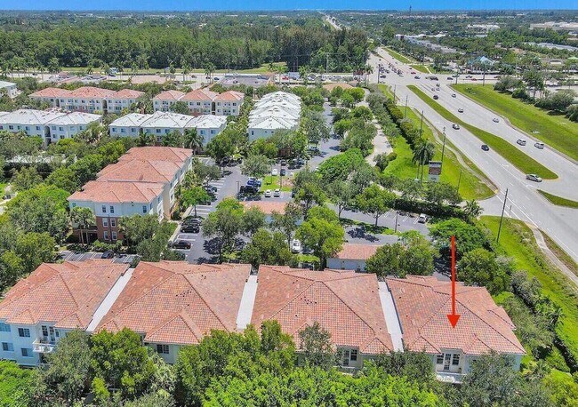 Building Photo - 9857 Baywinds Blvd