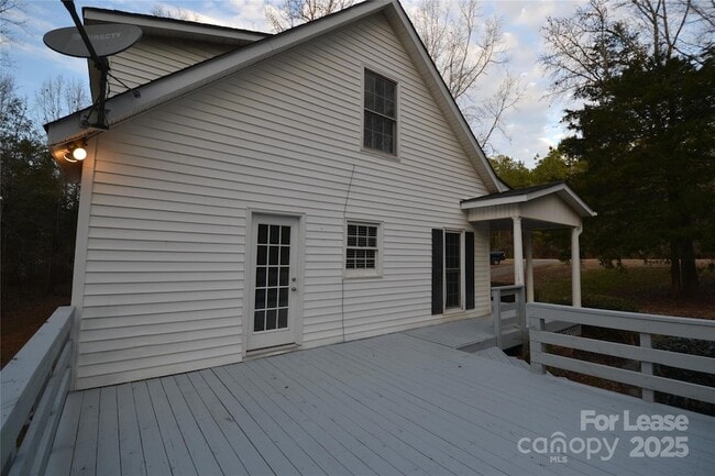 Building Photo - 9024 McElroy Rd