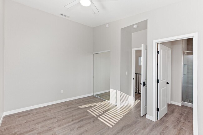 Building Photo - 5042 54th St