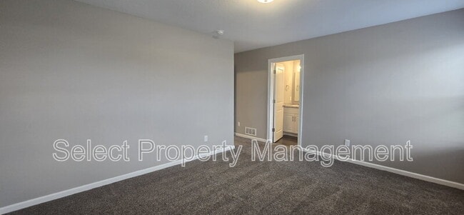 Building Photo - 4802 Silverstone Psge