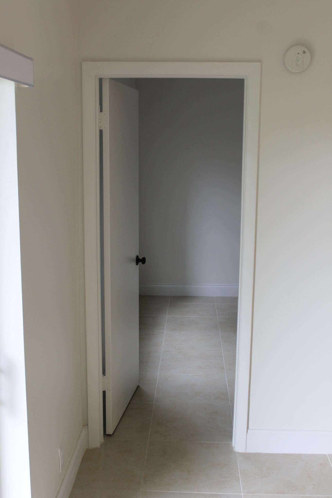 Building Photo - 21900 Lake Forest Cir