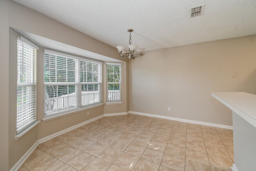 Building Photo - 2936 Waters View Cir