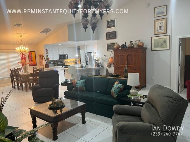 Building Photo - Captivating 4-Bedroom Furnished Residence ...