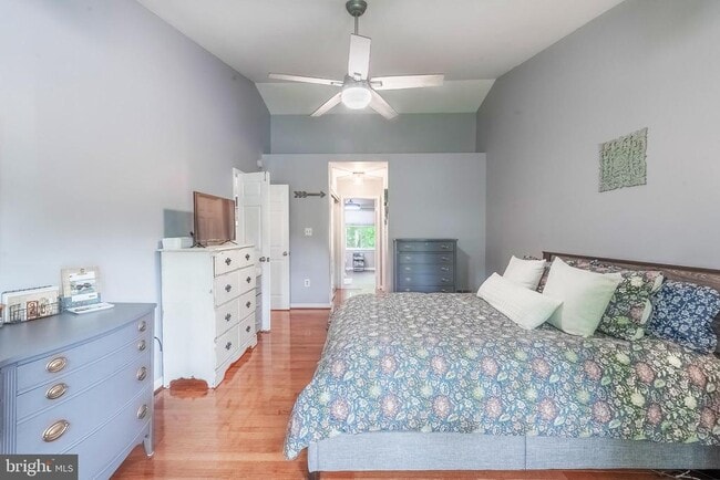 Building Photo - 3961 Stirrup Ct