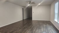 Building Photo - Gorgeous Home in Pooler