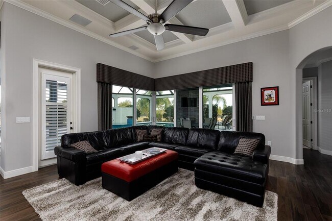 Building Photo - 10605 Midview Terrace