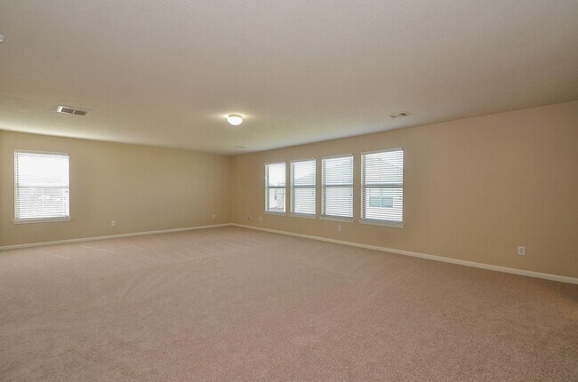Building Photo - 2410 Crossmill Ln