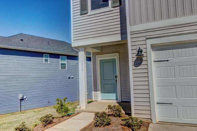 Building Photo - 5030 Poplin Vly