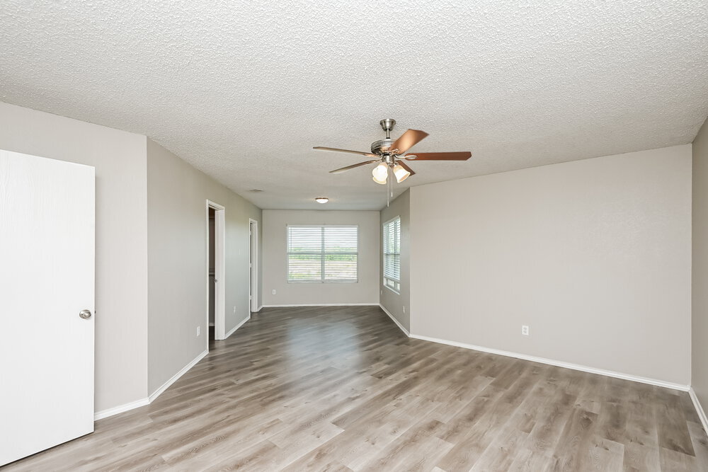 Building Photo - 8304 Cutter Hill Ave