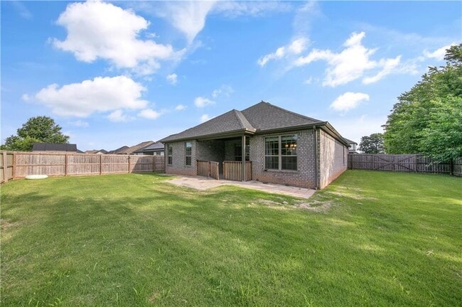 Building Photo - 730 Winston pl