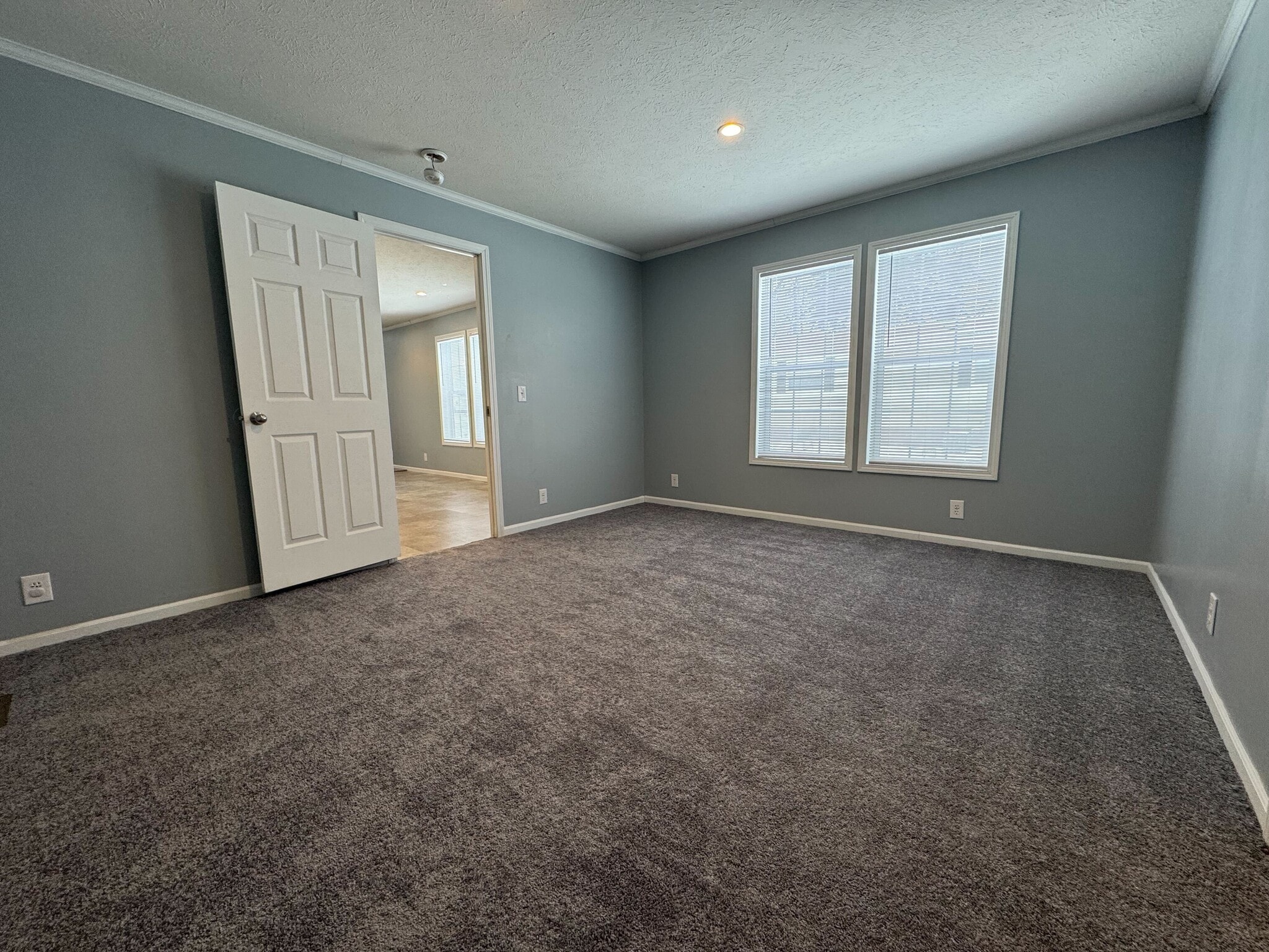 Building Photo - 2112 Bluebird Terrace NW