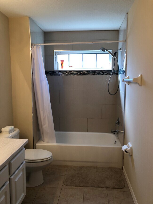 Building Photo - 11126 Windsor Place Cir