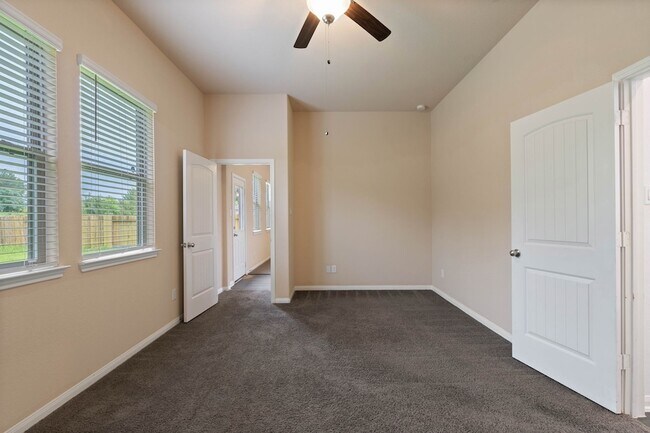 Building Photo - 11053 Patriot Ct