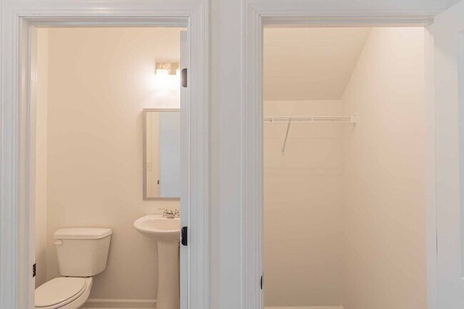 Building Photo - BRAND NEW SINGLE FAMILY HOME IN LOGANVILLE