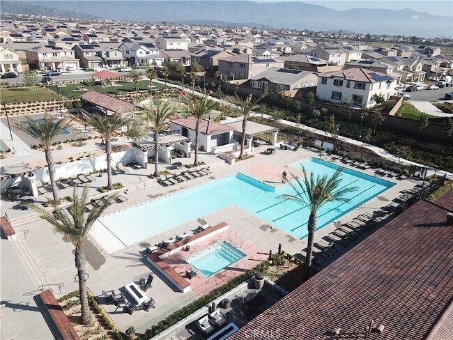 Building Photo - 16670 Crocus Ln