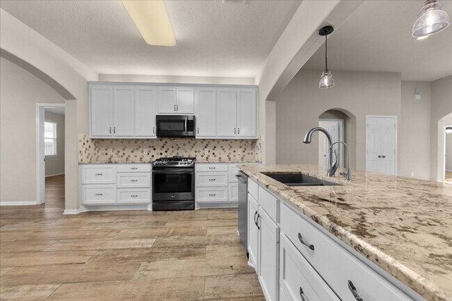 Building Photo - 8306 Hampton Bay Drive