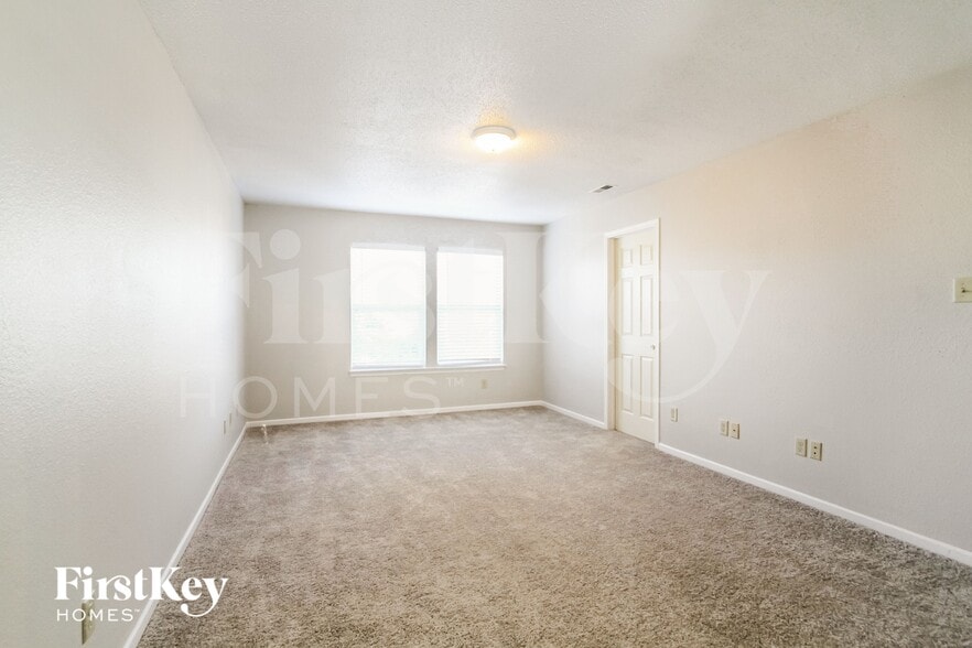 Building Photo - 6549 Black Antler Dr