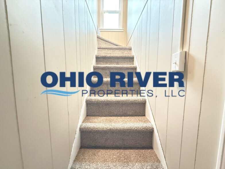 Building Photo - 1219 Garfield St