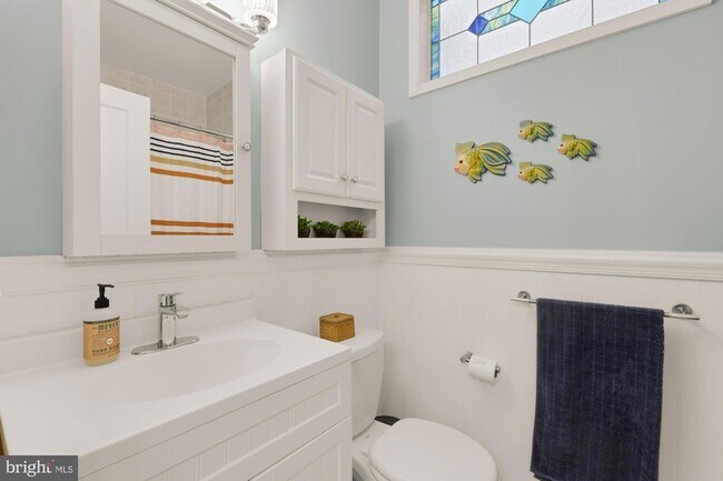 Building Photo - 2650 39th St NW