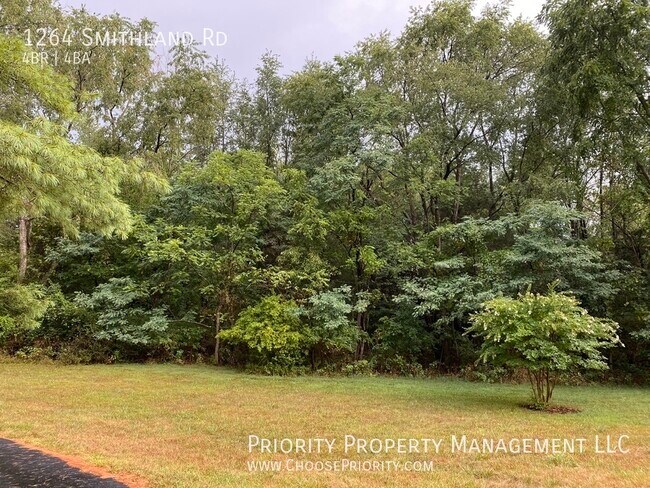 Building Photo - Peaceful Estate - 4 Bedroom 3.5 Bath