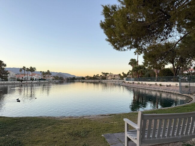 Building Photo - Beautiful Summerlin home in a gated community.