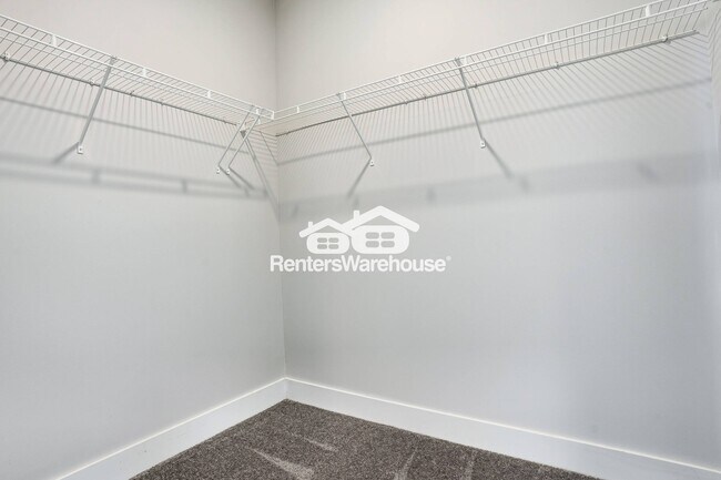 Building Photo - 2177 Wiggins Walk