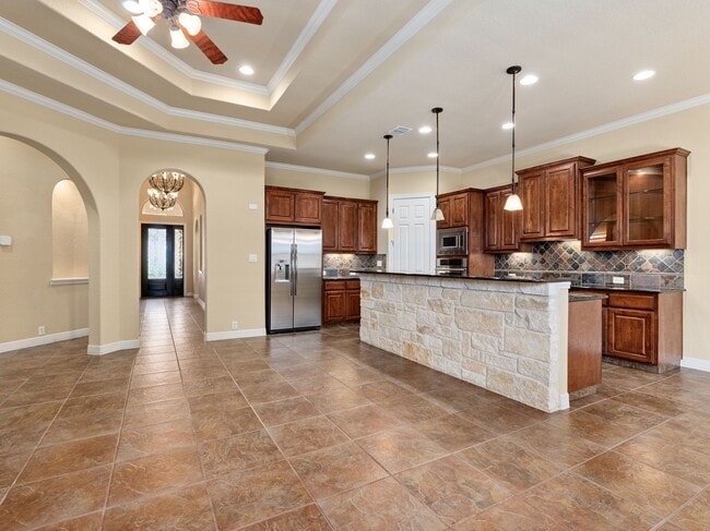 Building Photo - 16026 Huebner Bluff