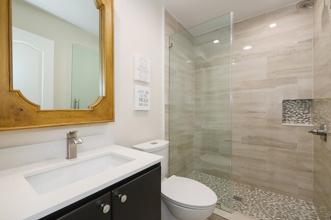 Building Photo - 306 Cinnamon Teal Loop