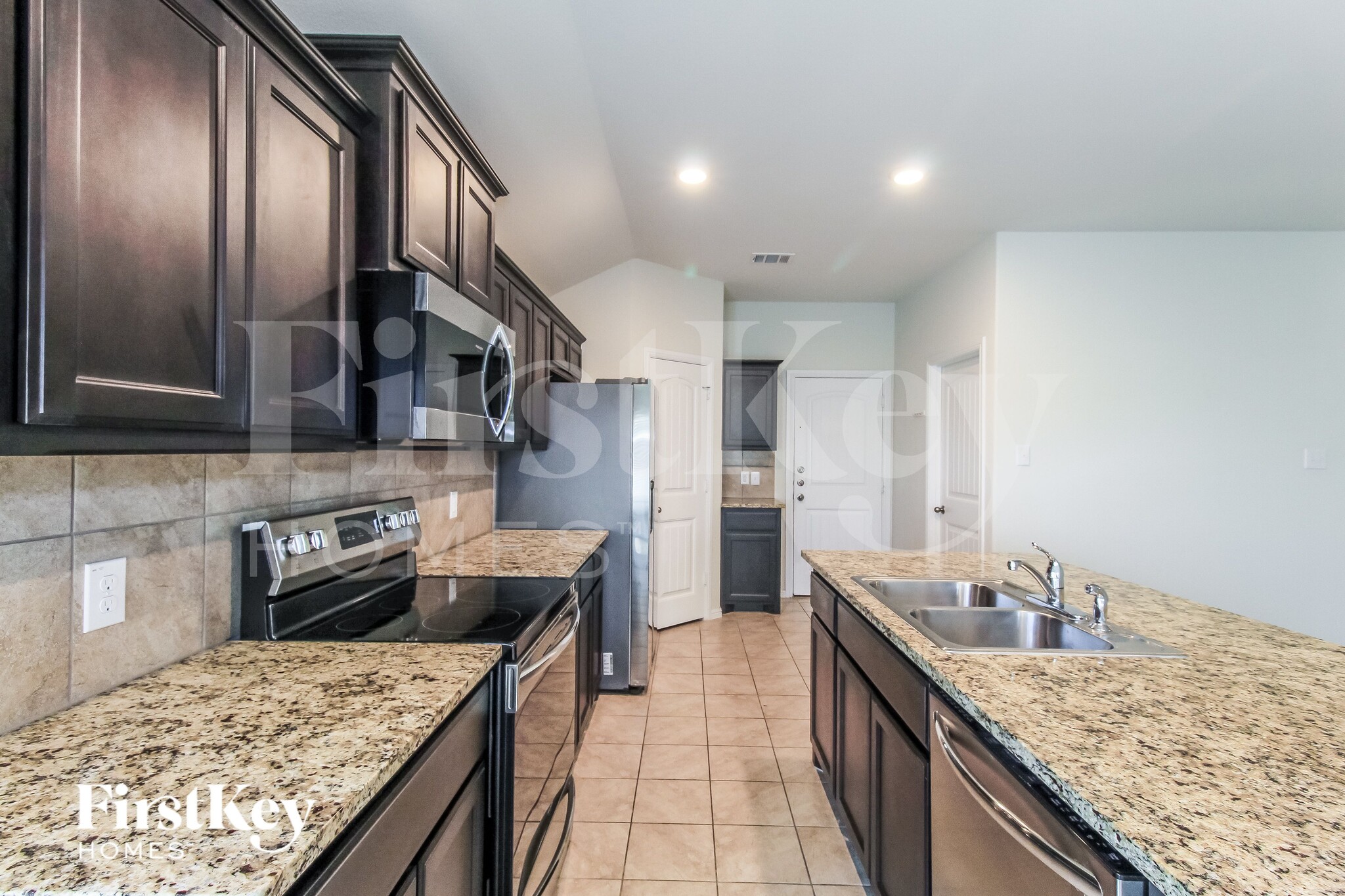 Building Photo - 721 Watson Wy