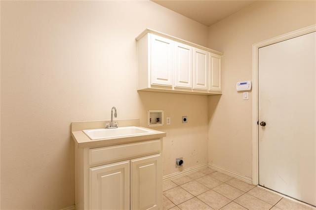 Building Photo - 413 Brookmere Ln