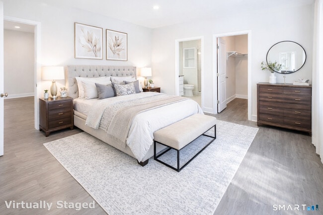 Building Photo - 24 Glen Rd