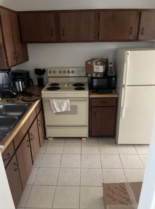 Building Photo - 1340 N Dearborn St