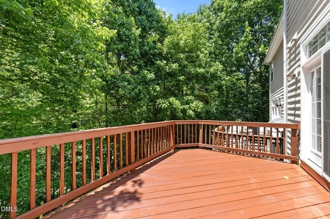 Building Photo - 6809 Middleboro Dr