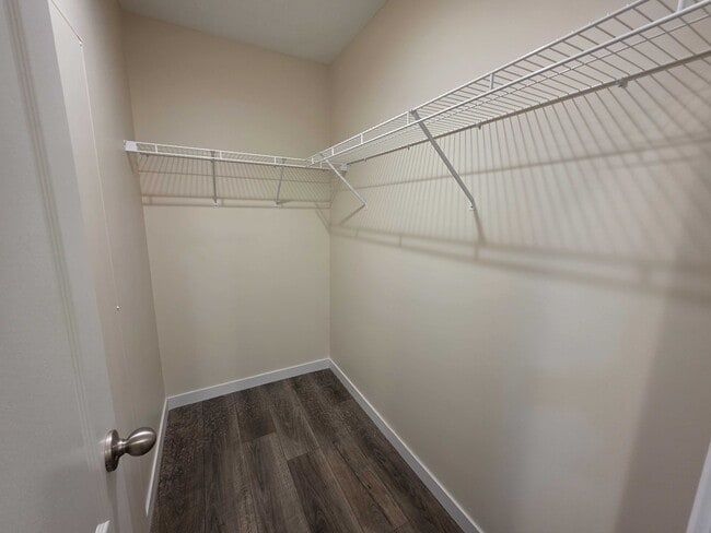 Building Photo - 3678 Hawthorne St