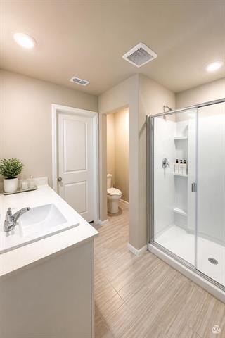 Building Photo - 164 Greenhill Trl