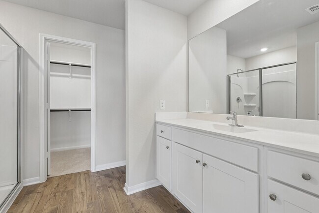 Building Photo - 1515 Jean Mdw Dr