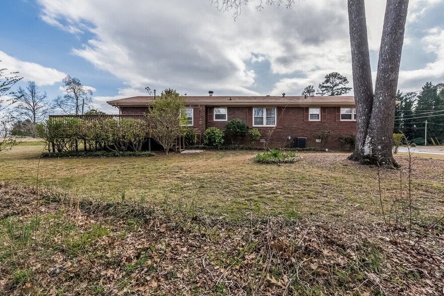 Building Photo - 7163 Bluebird Ln