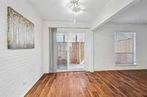 Building Photo - 15914 Club Crest Dr