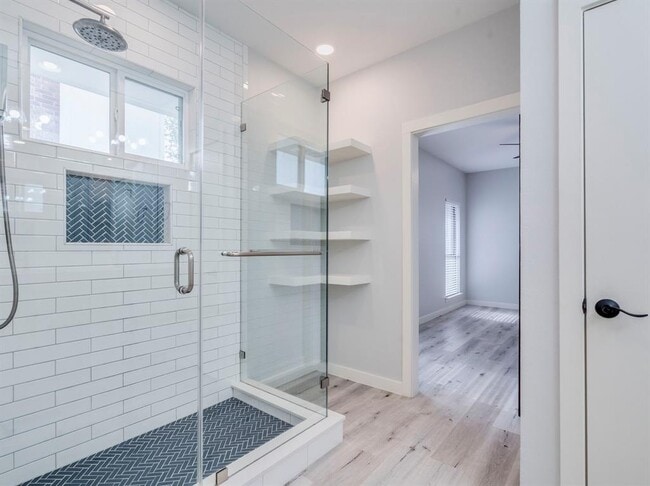 Building Photo - 7933 Wheel Rim Cir