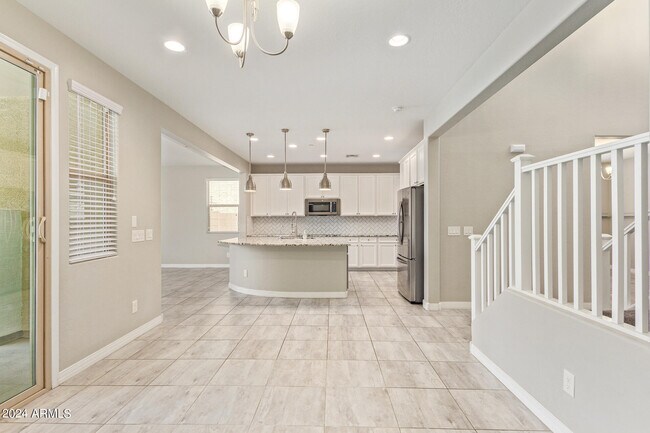 Building Photo - 21366 W Almeria Rd