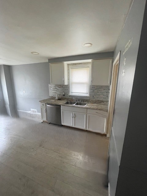 Building Photo - 20555 Albany St