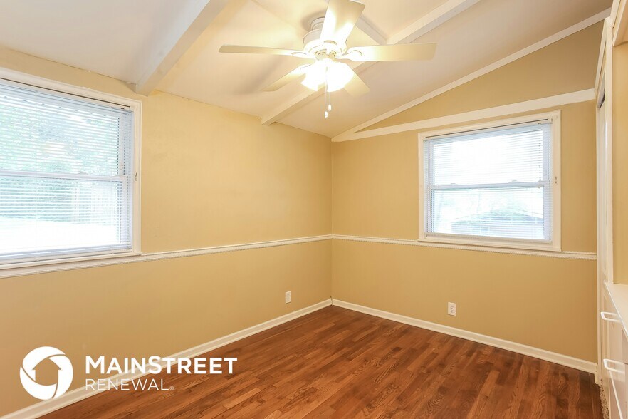 Building Photo - 5612 N Euclid Ave