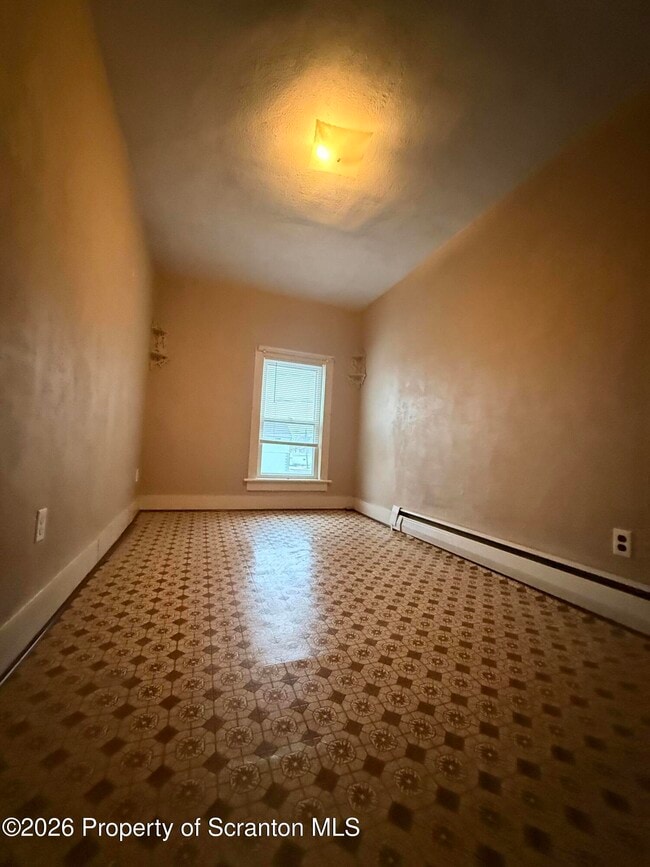 Building Photo - 440 S 9th Ave