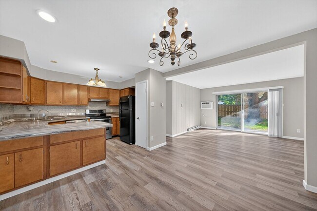 Building Photo - SECTION 8 WELCOME!8727 Sieloff Dr Unit B, Hazelwood, MO 63042